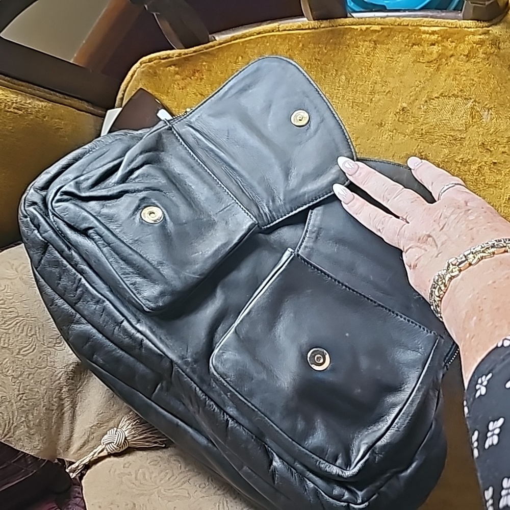 🖤NEW WITH TAG🖤 Luxurious Henri Bendel Satchel w Mirror - Picture 11 of 17